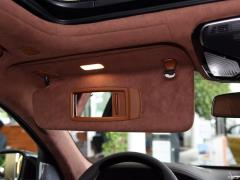 Фейслифтинг 750Li xDrive V8 2019 года в роскошном пакете 2019 facelift 750Li xDrive V8 luxury package Фото 49 из 75