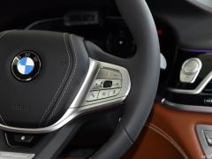 Фейслифтинг 750Li xDrive V8 2019 года в роскошном пакете 2019 facelift 750Li xDrive V8 luxury package Фото 15 из 75