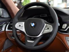 Фейслифтинг 750Li xDrive V8 2019 года в роскошном пакете 2019 facelift 750Li xDrive V8 luxury package Фото 12 из 75