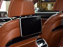 Фейслифтинг 750Li xDrive V8 2019 года в роскошном пакете 2019 facelift 750Li xDrive V8 luxury package Фото 62 из 75