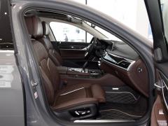 Эксклюзивный роскошный пакет 740Li 2019 facelift 2019 facelift 740Li exclusive luxury package Фото 77 из 82