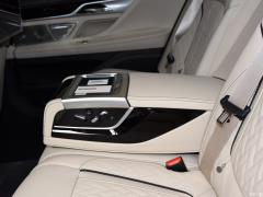 Фейслифтинг 750Li xDrive V8 2019 года в роскошном пакете 2019 facelift 750Li xDrive V8 luxury package Фото 33 из 42