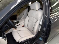 Фейслифтинг 750Li xDrive V8 2019 года в роскошном пакете 2019 facelift 750Li xDrive V8 luxury package Фото 18 из 42