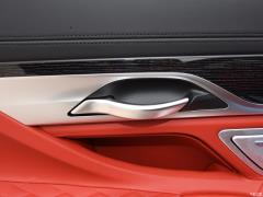 Обновленный спортивный костюм M760Li xDrive V12 2019 года 2019 facelifted M760Li xDrive V12 sports suit Фото 211 из 251