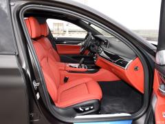 Обновленный спортивный костюм M760Li xDrive V12 2019 года 2019 facelifted M760Li xDrive V12 sports suit Фото 231 из 251
