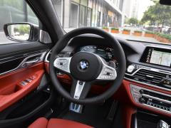 Обновленный спортивный костюм M760Li xDrive V12 2019 года 2019 facelifted M760Li xDrive V12 sports suit Фото 18 из 251