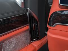 Обновленный спортивный костюм M760Li xDrive V12 2019 года 2019 facelifted M760Li xDrive V12 sports suit Фото 178 из 251
