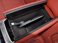 Обновленный спортивный костюм M760Li xDrive V12 2019 года 2019 facelifted M760Li xDrive V12 sports suit Фото 146 из 251
