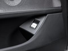Обновленный спортивный костюм M760Li xDrive V12 2019 года 2019 facelifted M760Li xDrive V12 sports suit Фото 121 из 251