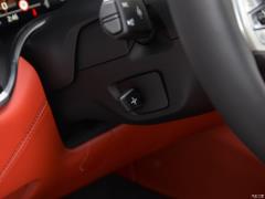 Обновленный спортивный костюм M760Li xDrive V12 2019 года 2019 facelifted M760Li xDrive V12 sports suit Фото 9 из 251