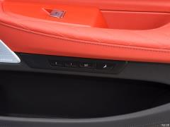 Обновленный спортивный костюм M760Li xDrive V12 2019 года 2019 facelifted M760Li xDrive V12 sports suit Фото 237 из 251