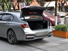 Обновленный спортивный костюм M760Li xDrive V12 2019 года 2019 facelifted M760Li xDrive V12 sports suit Фото 186 из 251