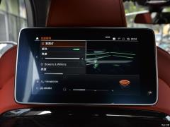 Обновленный спортивный костюм M760Li xDrive V12 2019 года 2019 facelifted M760Li xDrive V12 sports suit Фото 157 из 251