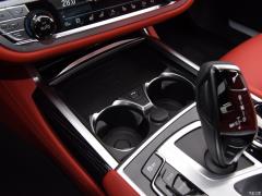 Обновленный спортивный костюм M760Li xDrive V12 2019 года 2019 facelifted M760Li xDrive V12 sports suit Фото 103 из 251