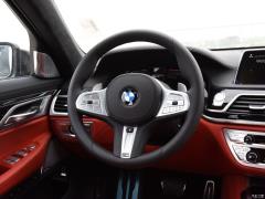 Обновленный спортивный костюм M760Li xDrive V12 2019 года 2019 facelifted M760Li xDrive V12 sports suit Фото 75 из 251
