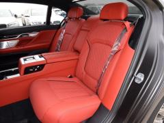 Обновленный спортивный костюм M760Li xDrive V12 2019 года 2019 facelifted M760Li xDrive V12 sports suit Фото 207 из 251
