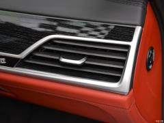 Обновленный спортивный костюм M760Li xDrive V12 2019 года 2019 facelifted M760Li xDrive V12 sports suit Фото 68 из 251