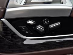 Обновленный спортивный костюм 730Li M 2019 года 2019 facelifted 730Li M sports suit Фото 215 из 465