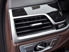 Эксклюзивный спортивный костюм M 740Li с подтяжкой лица 2019 года 2019 facelift 740Li exclusive M sports suit Фото 111 из 465