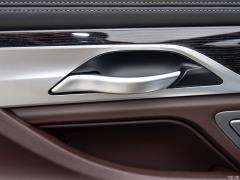Обновленный спортивный костюм 730Li M 2019 года 2019 facelifted 730Li M sports suit Фото 201 из 465