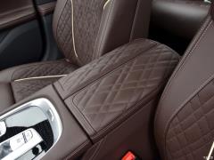 Эксклюзивный спортивный костюм M 740Li с подтяжкой лица 2019 года 2019 facelift 740Li exclusive M sports suit Фото 360 из 465