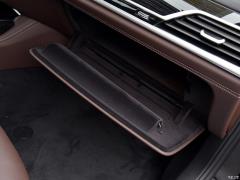 Эксклюзивный спортивный костюм M 740Li с подтяжкой лица 2019 года 2019 facelift 740Li exclusive M sports suit Фото 141 из 465