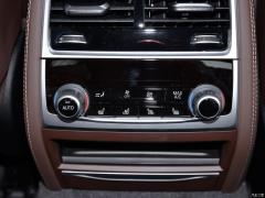 Спортивный костюм 740Li Leading M 2019 с подтяжкой лица 2019 facelift 740Li leading M sports suit Фото 266 из 465