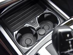 Обновленный спортивный костюм 730Li M 2019 года 2019 facelifted 730Li M sports suit Фото 32 из 465