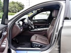Обновленный спортивный костюм 730Li M 2019 года 2019 facelifted 730Li M sports suit Фото 178 из 465
