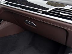 Эксклюзивный спортивный костюм M 740Li с подтяжкой лица 2019 года 2019 facelift 740Li exclusive M sports suit Фото 140 из 465