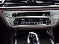 Эксклюзивный спортивный костюм M 740Li с подтяжкой лица 2019 года 2019 facelift 740Li exclusive M sports suit Фото 130 из 465