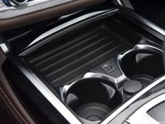 Обновленный спортивный костюм 730Li M 2019 года 2019 facelifted 730Li M sports suit Фото 31 из 465