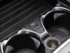 Обновленный спортивный костюм 730Li M 2019 года 2019 facelifted 730Li M sports suit Фото 33 из 465