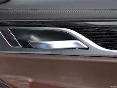 Спортивный костюм 740Li Leading M 2019 с подтяжкой лица 2019 facelift 740Li leading M sports suit Фото 272 из 465