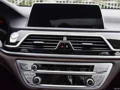 Обновленный спортивный костюм 730Li M 2019 года 2019 facelifted 730Li M sports suit Фото 23 из 465
