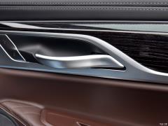Эксклюзивный спортивный костюм M 740Li с подтяжкой лица 2019 года 2019 facelift 740Li exclusive M sports suit Фото 398 из 465