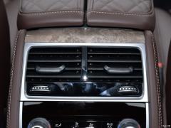 2019 фейслифтинг 740Li - лидирующий роскошный пакет 2019 facelift 740Li leading luxury package Фото 441 из 465