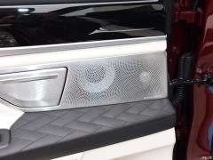 Рестайлинг 740Li xDrive Huacai Custom Limited Edition 2019 года 2019 facelift 740Li xDrive Huacai customized limited edition Фото 54 из 89