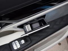 Рестайлинг 740Li xDrive Huacai Custom Limited Edition 2019 года 2019 facelift 740Li xDrive Huacai customized limited edition Фото 53 из 89