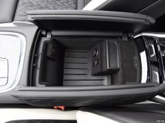 Рестайлинг 740Li xDrive Huacai Custom Limited Edition 2019 года 2019 facelift 740Li xDrive Huacai customized limited edition Фото 46 из 89