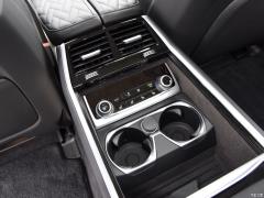 Рестайлинг 740Li xDrive Huacai Custom Limited Edition 2019 года 2019 facelift 740Li xDrive Huacai customized limited edition Фото 67 из 89