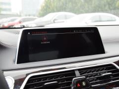 Обновленный спортивный костюм 750Li xDrive V8 M 2019 года 2019 facelifted 750Li xDrive V8 M sports suit Фото 196 из 540