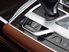 Обновленный спортивный костюм 750Li xDrive V8 M 2019 года 2019 facelifted 750Li xDrive V8 M sports suit Фото 207 из 540