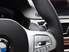 Обновленный спортивный костюм 750Li xDrive V8 M 2019 года 2019 facelifted 750Li xDrive V8 M sports suit Фото 184 из 540