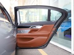 Обновленный спортивный костюм 740Li xDrive Executive M 2019 года 2019 facelifted 740Li xDrive executive M sports suit Фото 274 из 540