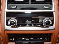 Обновленный спортивный костюм 750Li xDrive V8 M 2019 года 2019 facelifted 750Li xDrive V8 M sports suit Фото 491 из 540