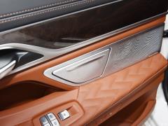 Обновленный спортивный костюм 750Li xDrive V8 M 2019 года 2019 facelifted 750Li xDrive V8 M sports suit Фото 480 из 540