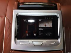 Обновленный спортивный костюм 740Li xDrive Executive M 2019 года 2019 facelifted 740Li xDrive executive M sports suit Фото 255 из 540