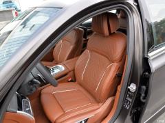 Обновленный спортивный костюм 750Li xDrive V8 M 2019 года 2019 facelifted 750Li xDrive V8 M sports suit Фото 373 из 540