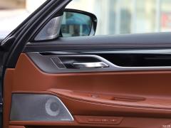 Обновленный спортивный костюм 740Li xDrive Executive M 2019 года 2019 facelifted 740Li xDrive executive M sports suit Фото 268 из 540